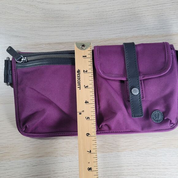 Lululemon Doggy Fanny Pack Dog Walking Belt Bag Travel Pooch Sport Pockets Pouch - Picture 11 of 11